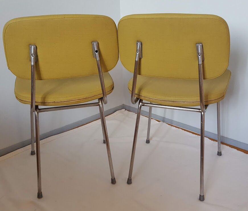 Lot of vintage chairs