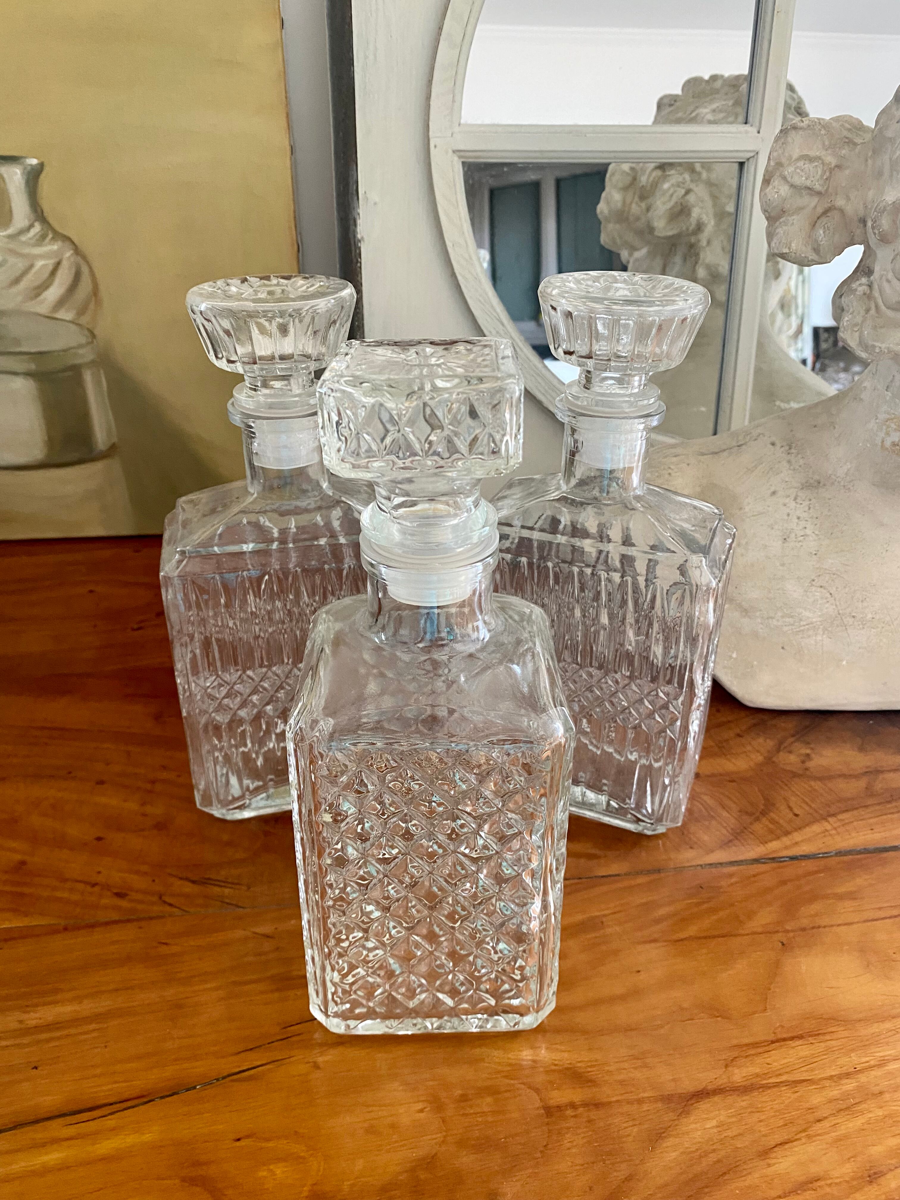 Set of 3 glass whiskey decanters