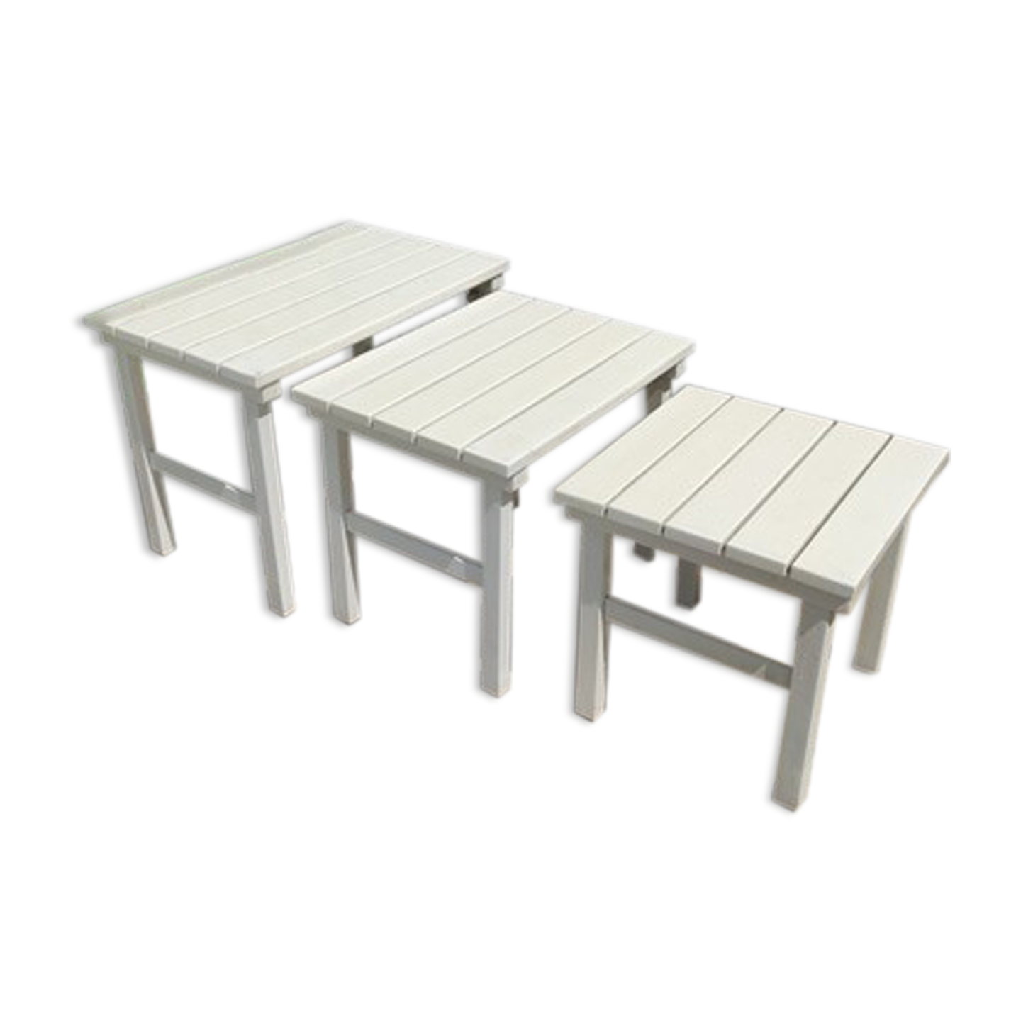 Garden pull out tables
