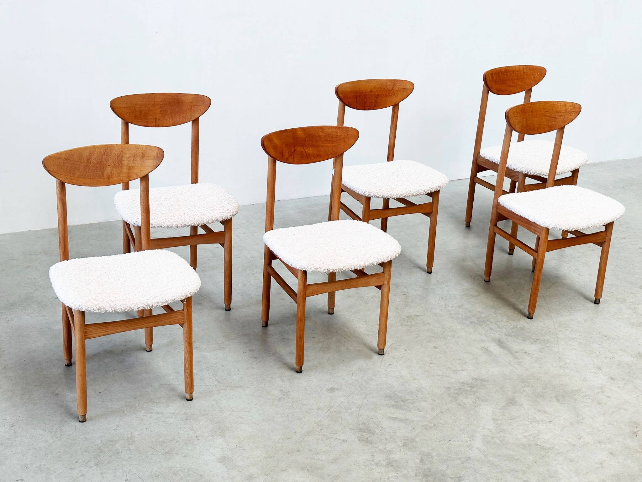 Ensemble de six chaises de salle à manger italiennes