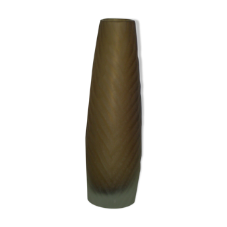 Vase cone en verre depoli effet givre art deco