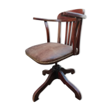 Swinging American armchair