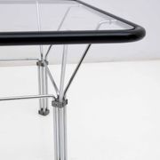 Table basse post-moderne en cristal et acier, attribuée à Niels Bendtsen, années 1970