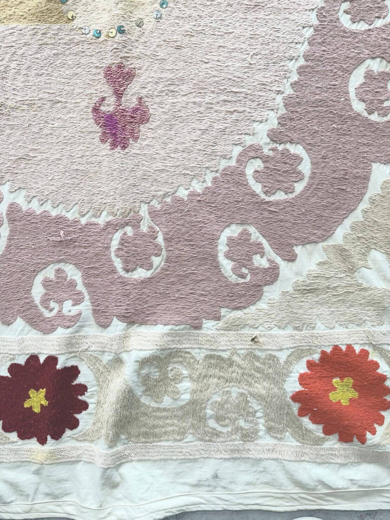 Vintage hand-embroidered tablecloth 122x131 cm