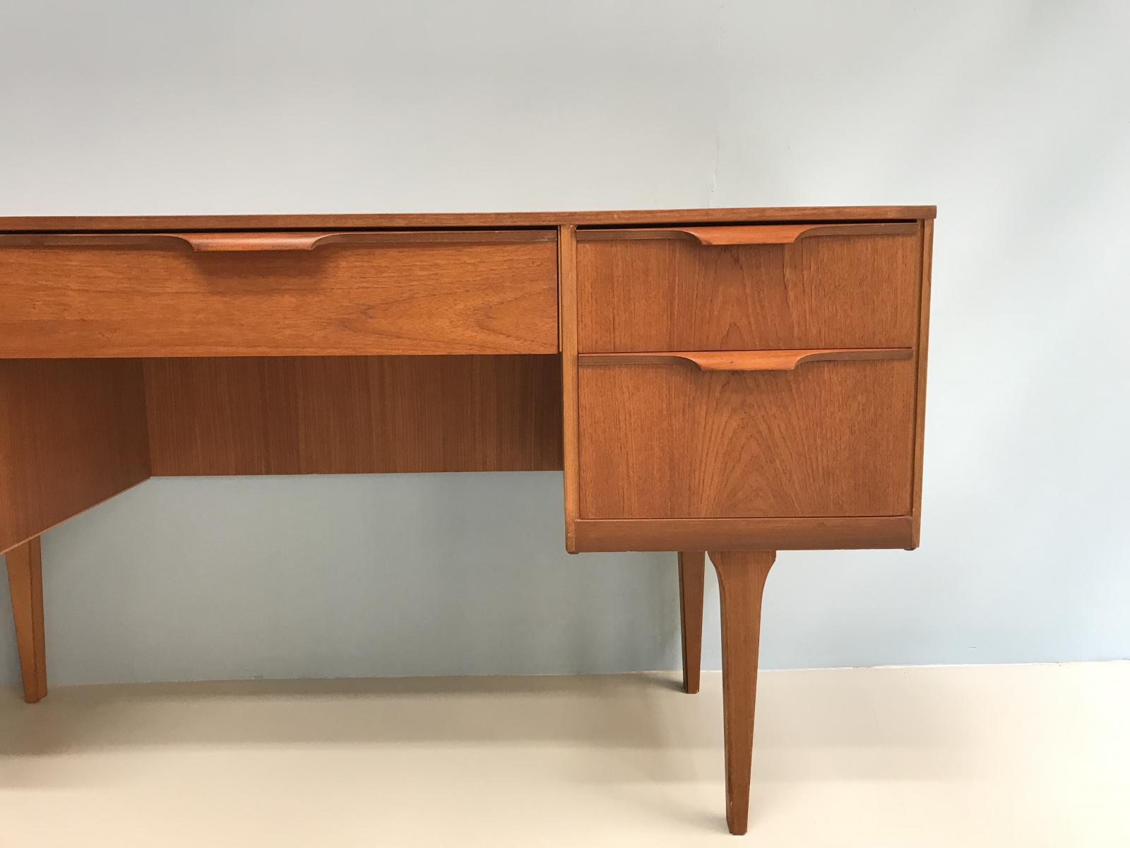 Bureau vintage par Frank Guille pour Austinsuite