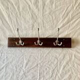 Vintage wall-mounted coat rack in solid wood - 3 cast aluminum hooks