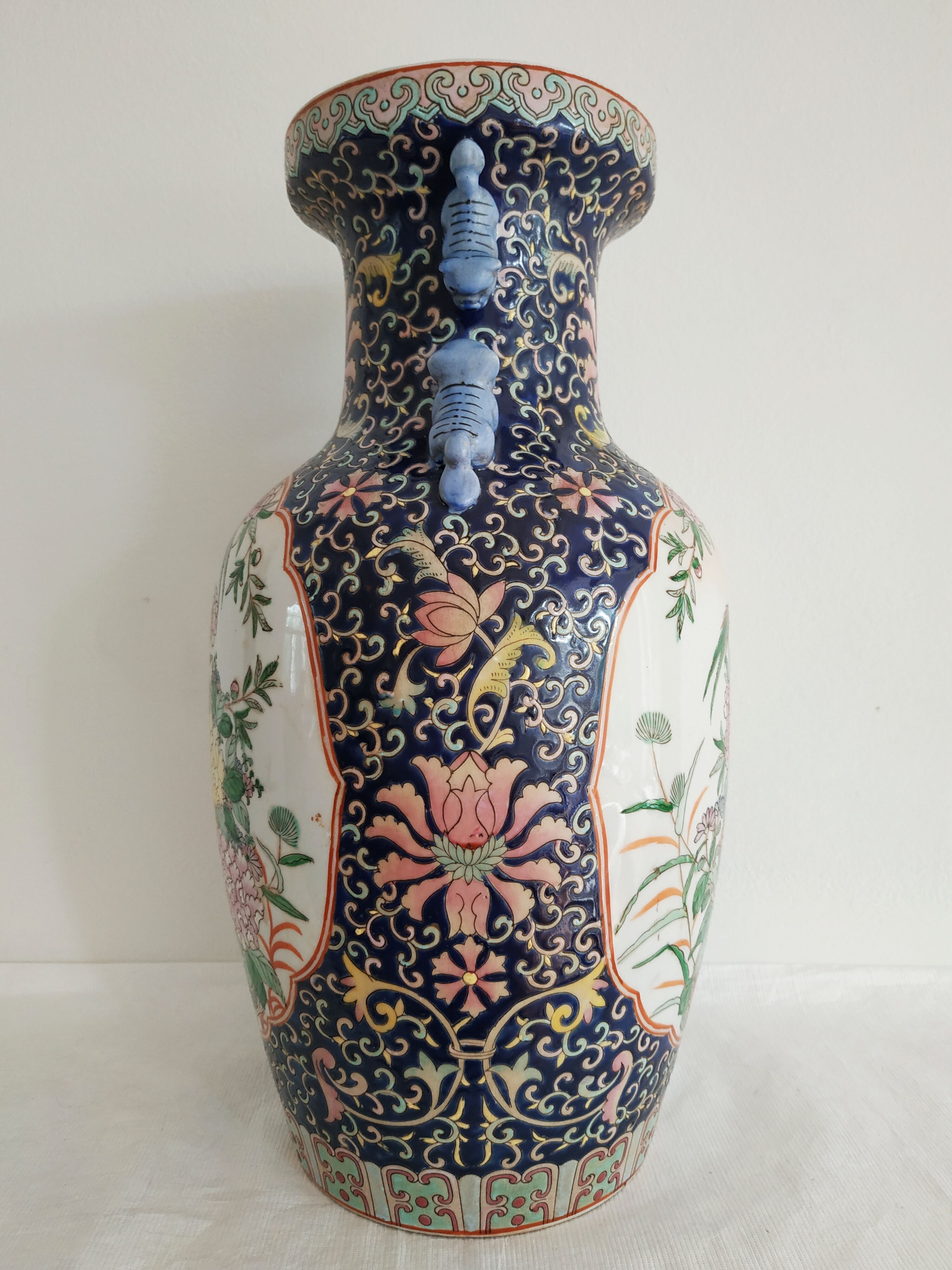 Chinese vase pink family 19th century