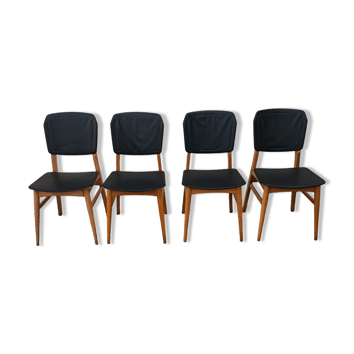 Scandinavian spirit chairs