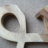 Letter Esperluette solid wood