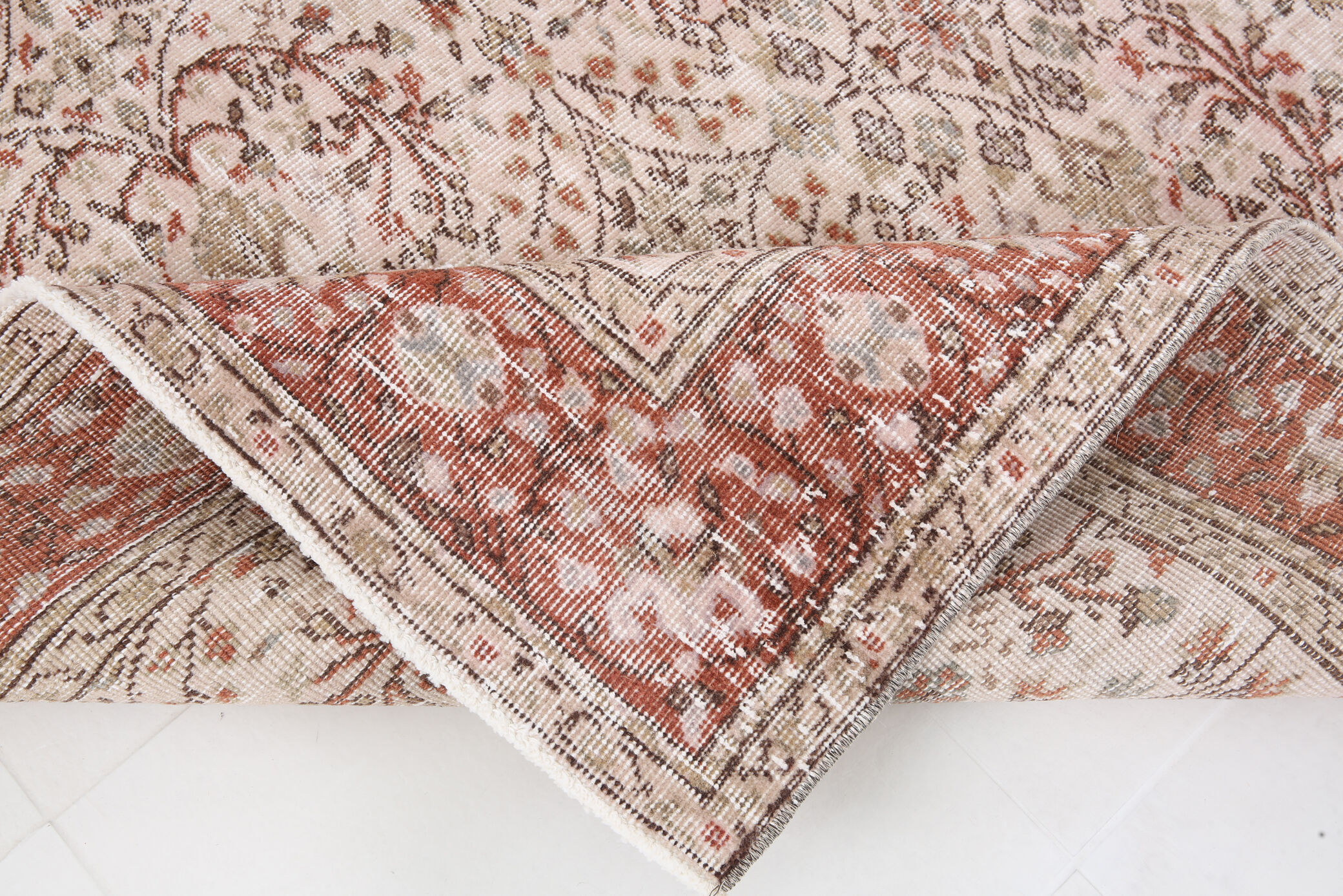 5x8 Faded Beige Turkish Rug