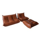 Ensemble Togo de canapé 2 places, fauteuil et pouf en cuir marron whiskey.