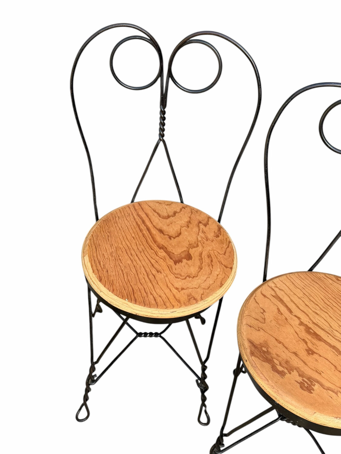 Set of 4 vintage wrought iron chairs from the 1940s.