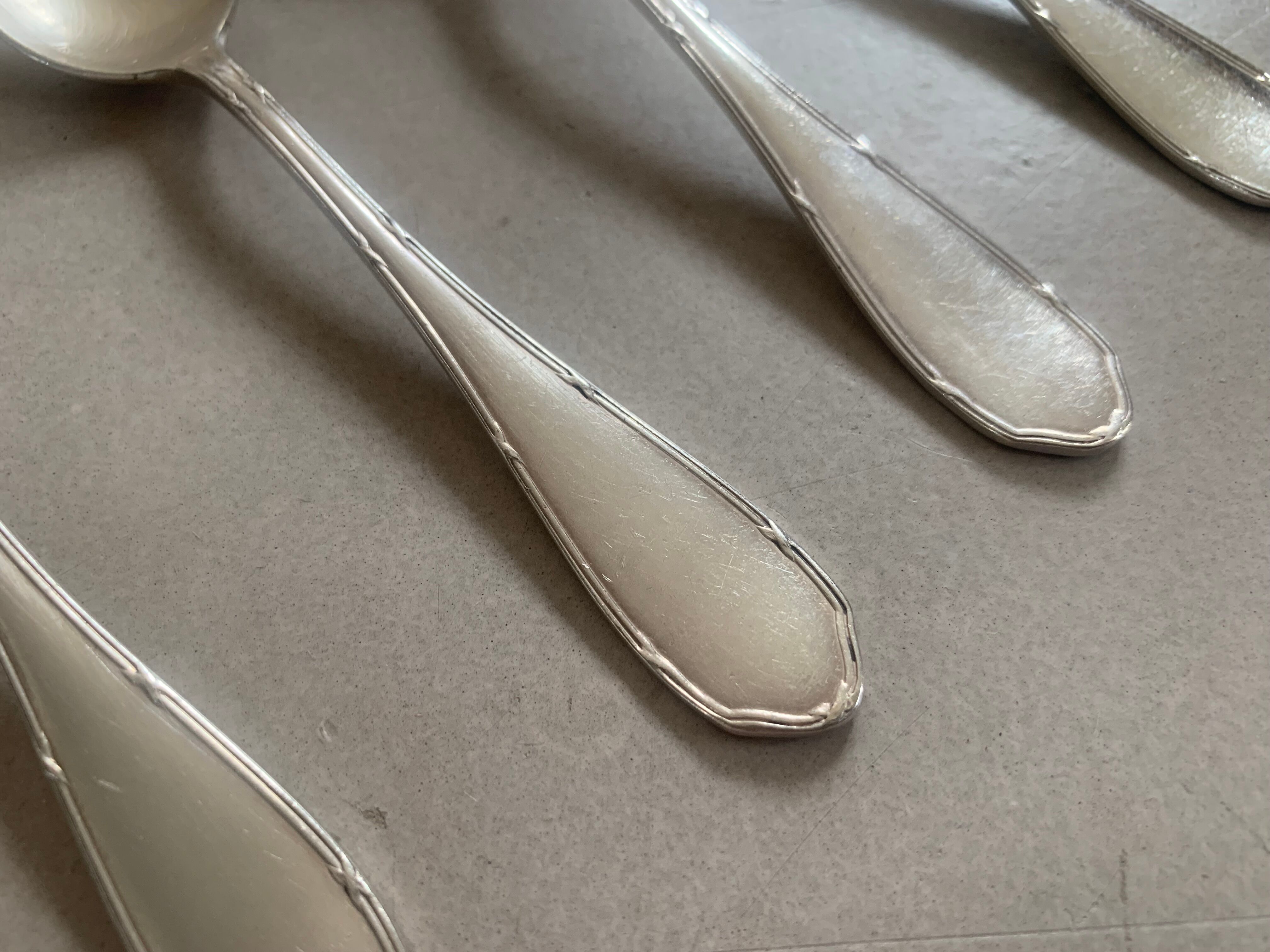 Set of 6 small spoons