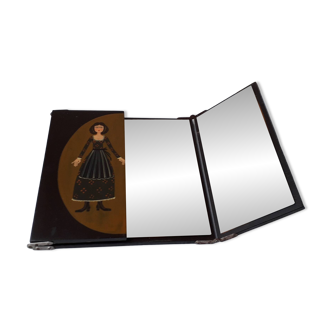 Triptych mirror with naive decor