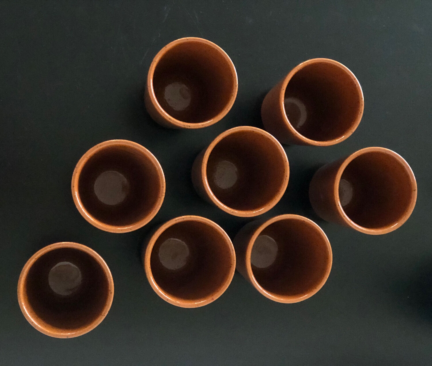 8 cups in glazed sandstone gp digoin