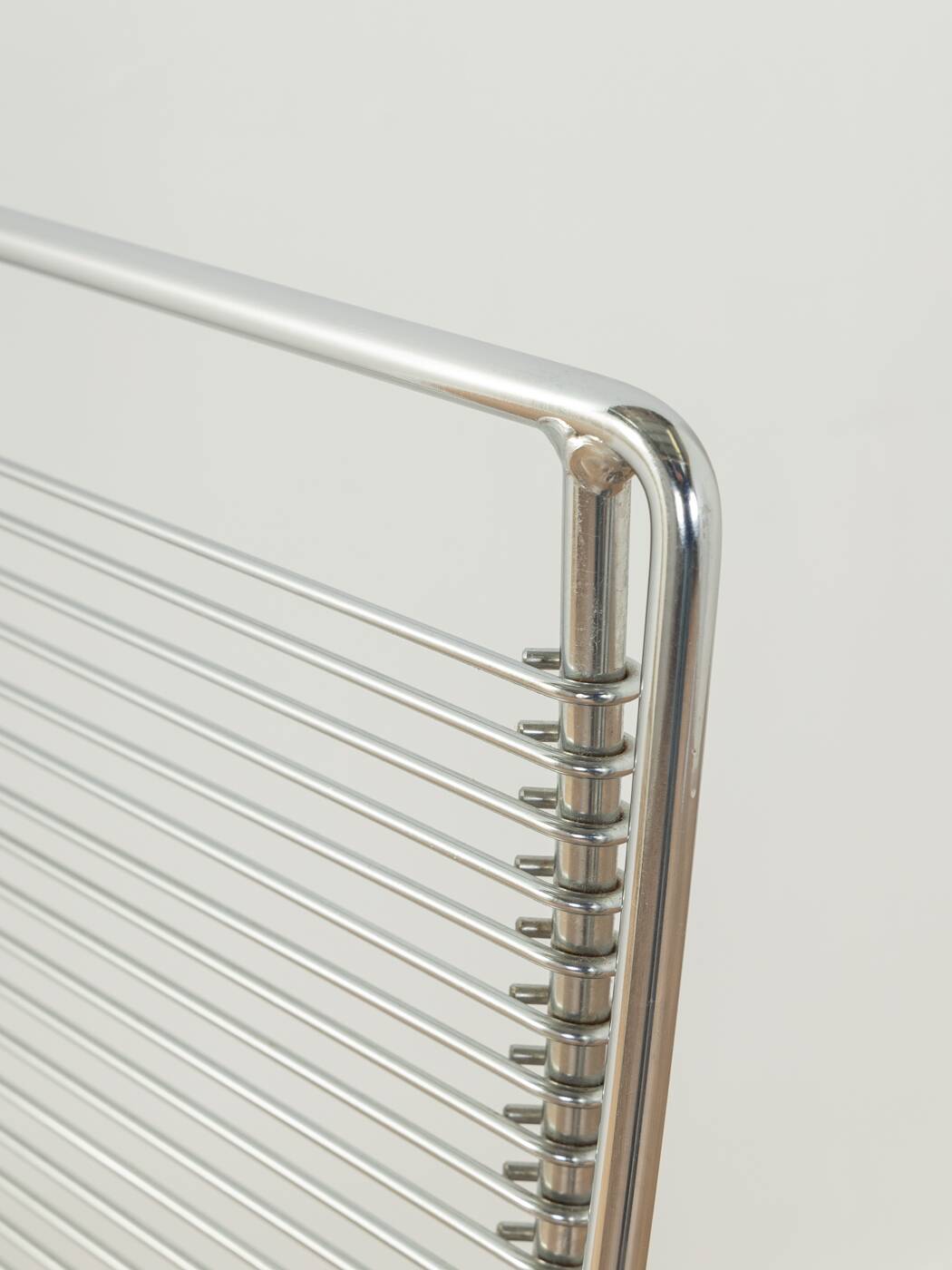 "Kreuzschwinger" Chair by Till Behrens