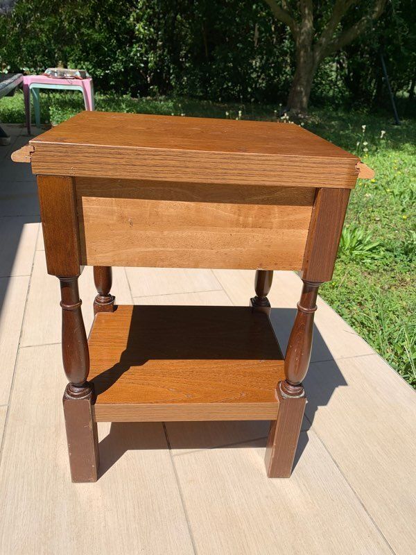 Bedside table