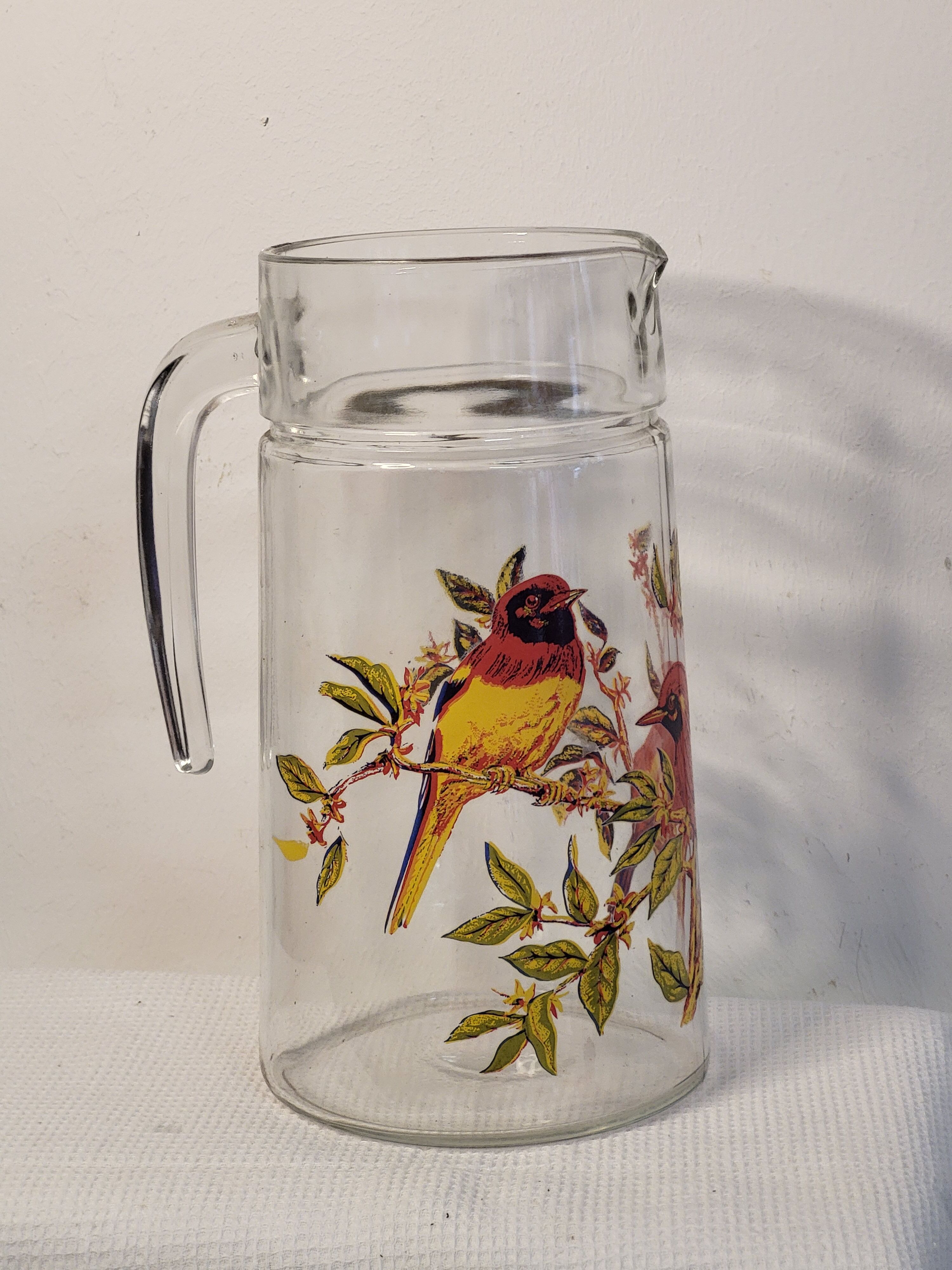 Bird pitcher