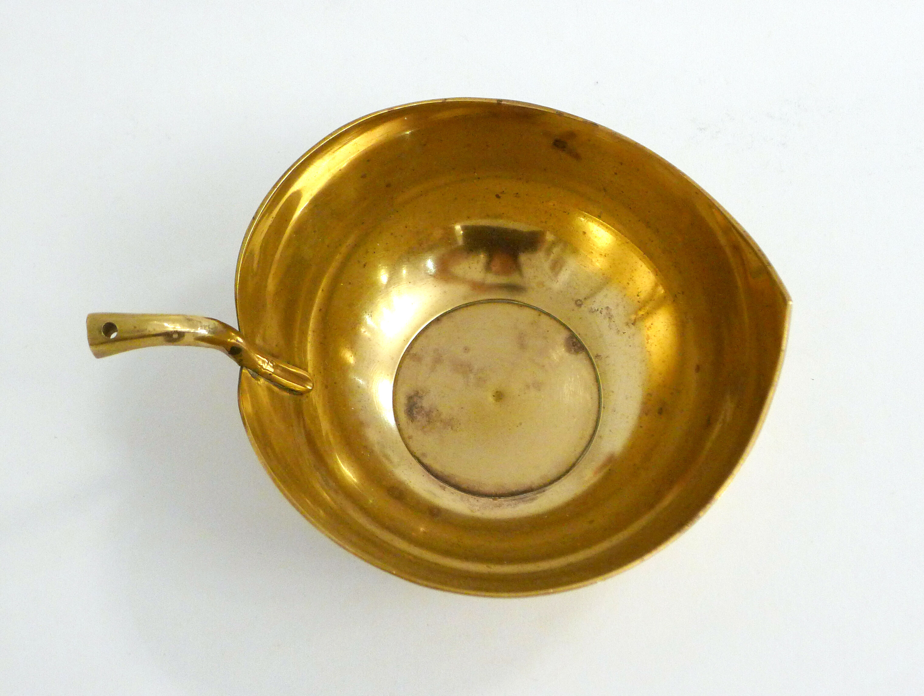 Large brass fruit bowl