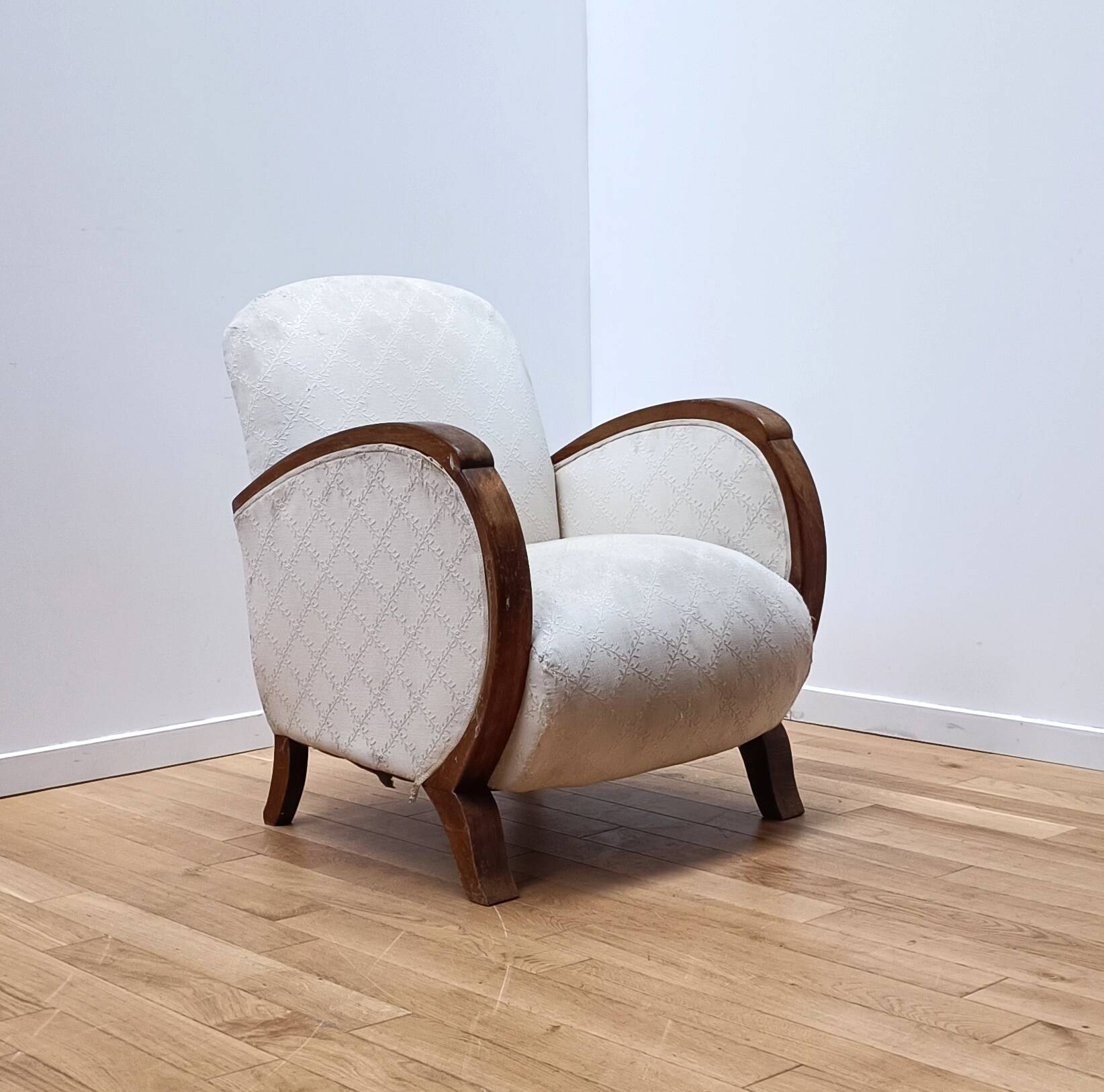 Vintage armchair from the 30s