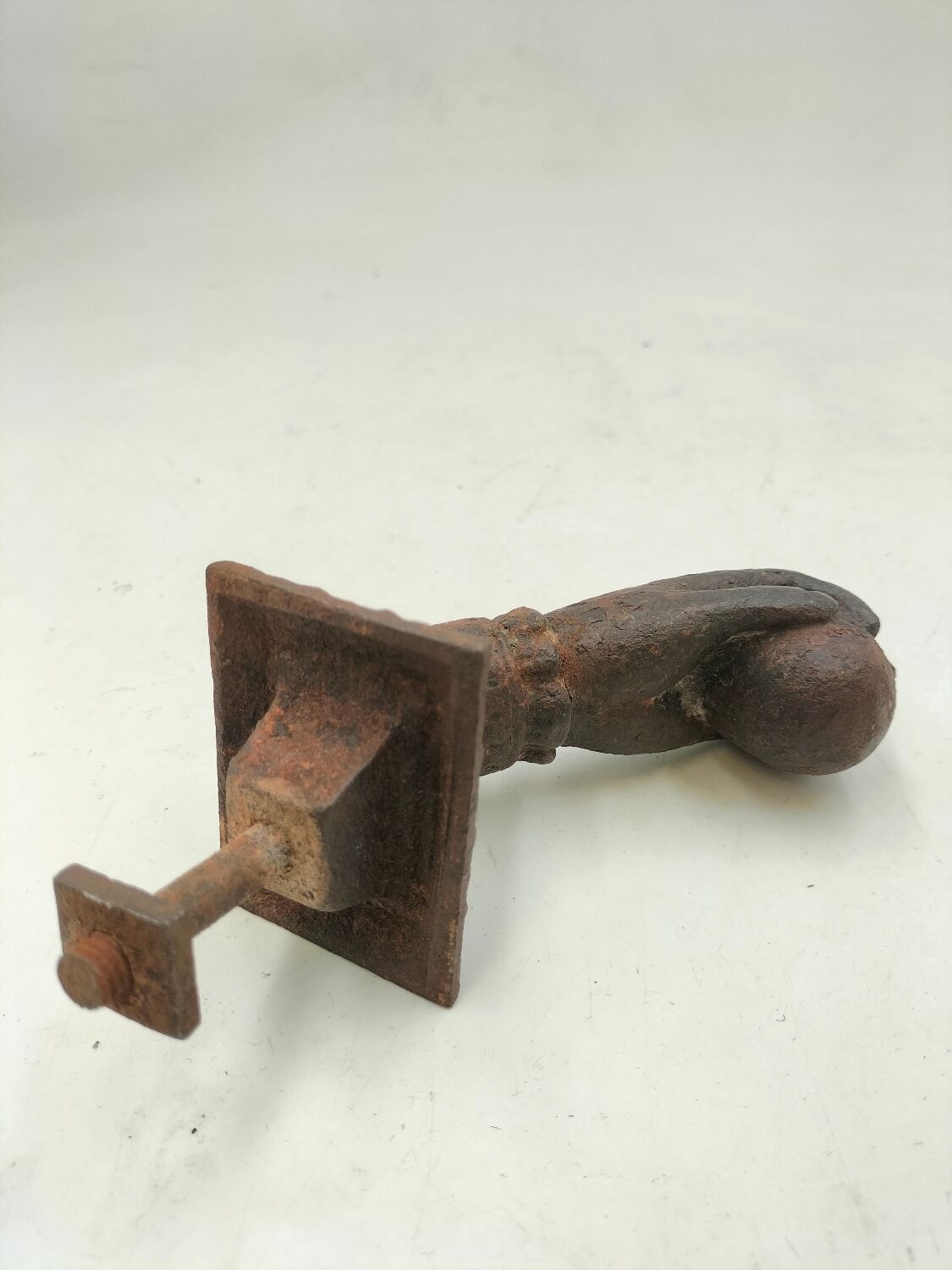 Ancien heurtoir de porte