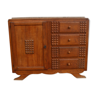 Oak chest of drawers