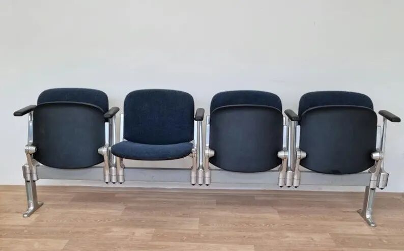 Mid-Century Four-Seater Bench Castelli, Axis 3000, Giancarlo Piretti, Italy, 1970s