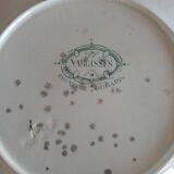 14 mismatched flat plates Terre de fer