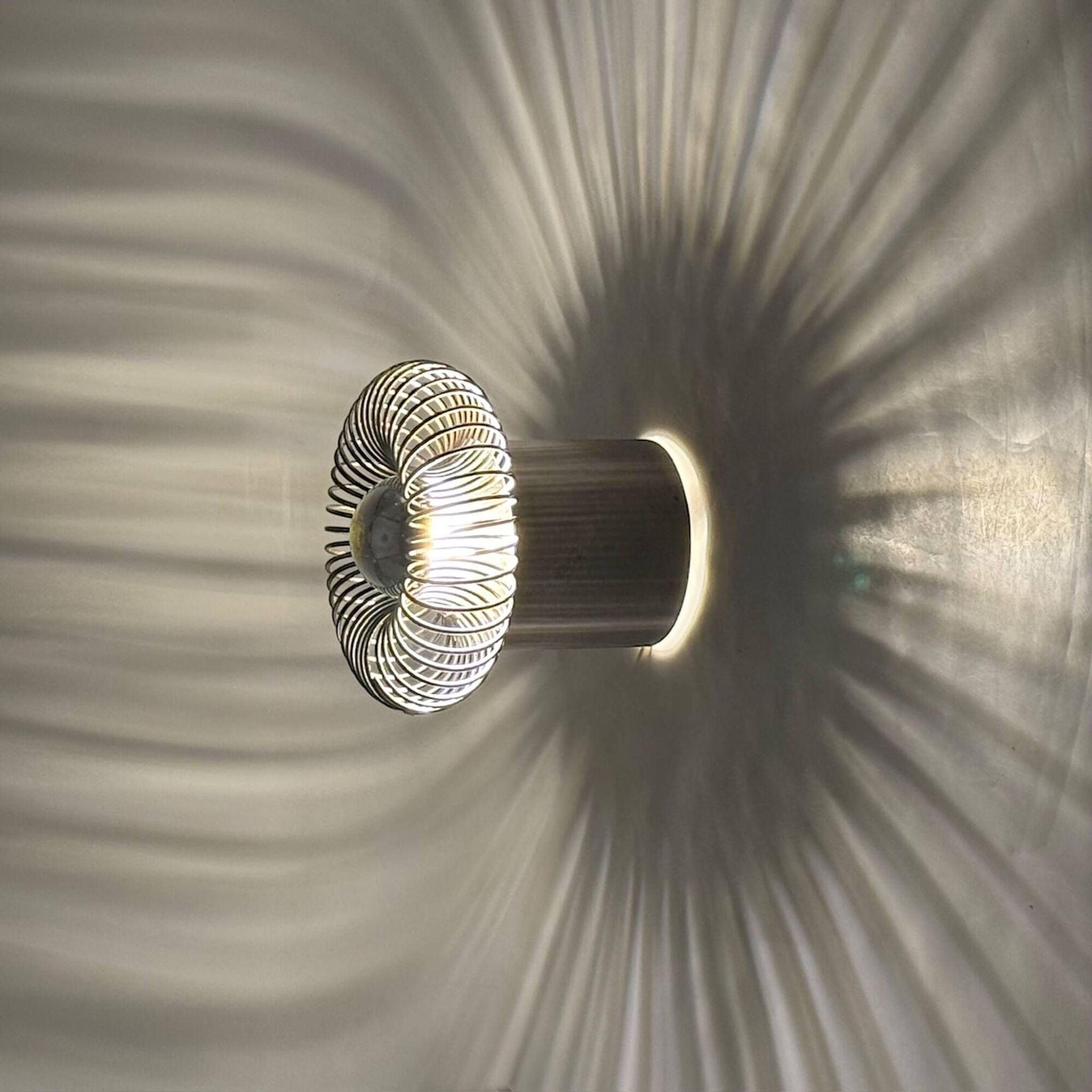 Applique spirale chromée Philippe Rogier pour Oxar France années 70