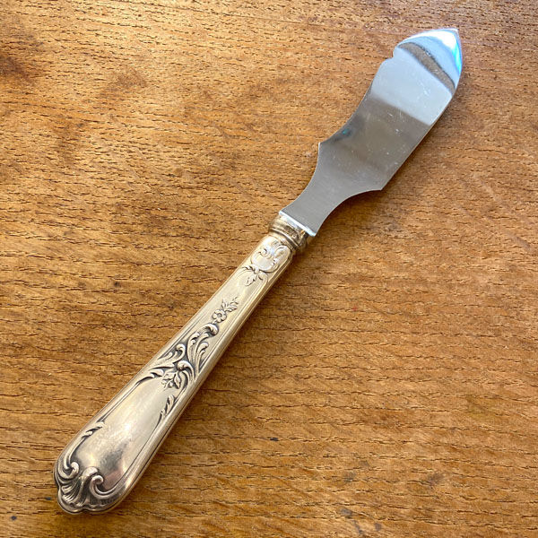 Butter knife, Rocaille model, Ercuis
