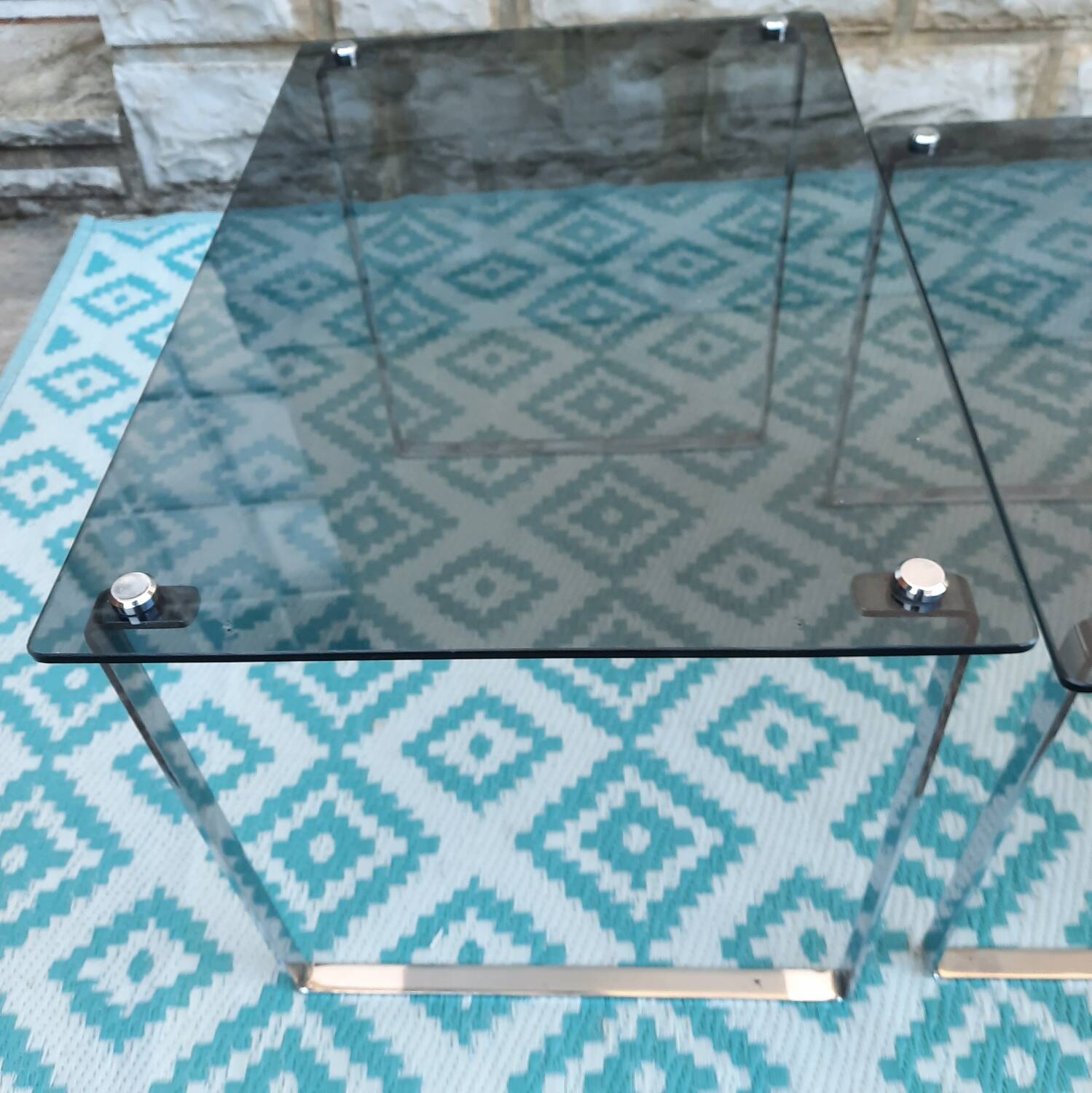 3 nesting coffee tables, smoked glass, chrome base