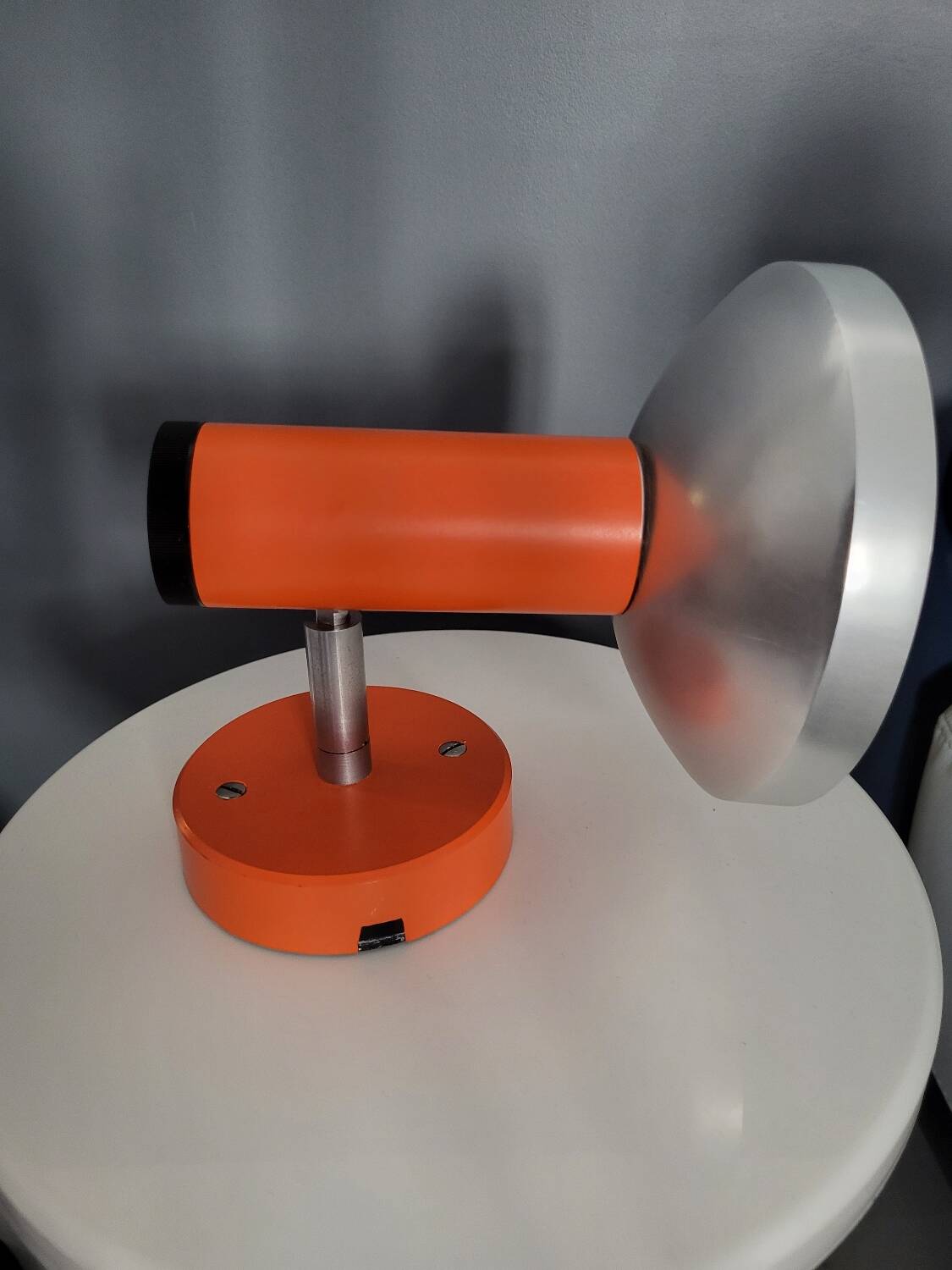 Philips orange spotlights