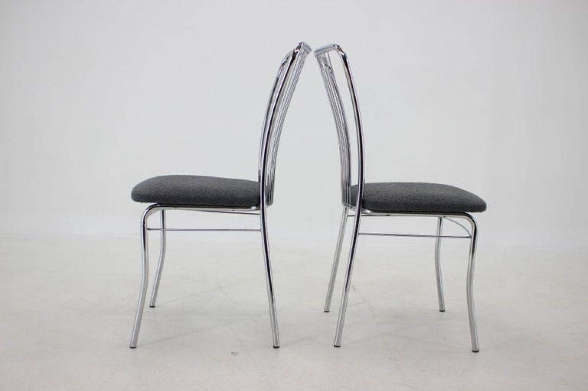 Set of Six Italian Chrome and Bouclé Dining Chairs, 1970s