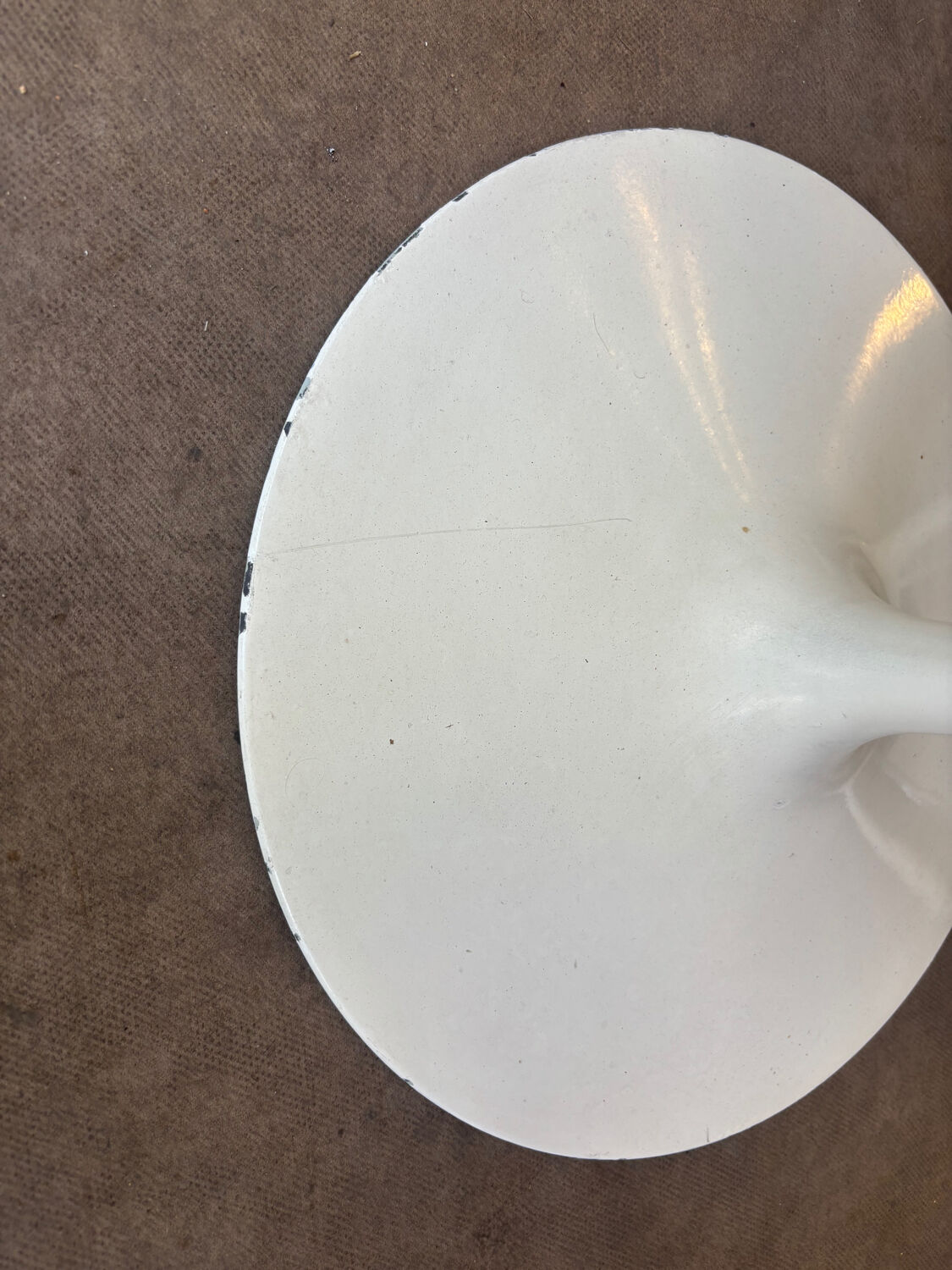 Round table set with 4 chairs E. Saarinen