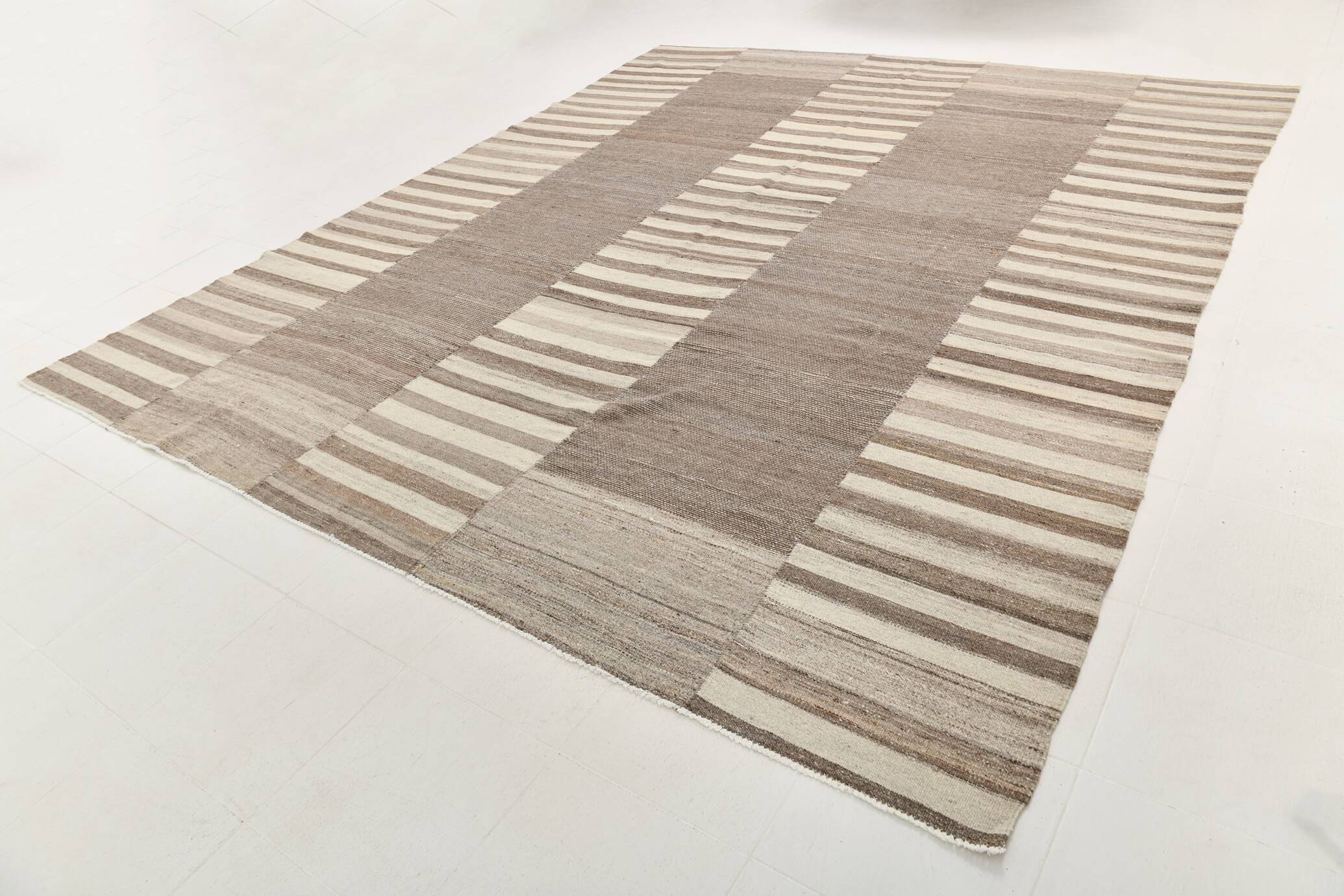 Grey & Beige Handwoven Large Kilim Rug, Turkish Wool Kilim Rug, 322x388 Cm