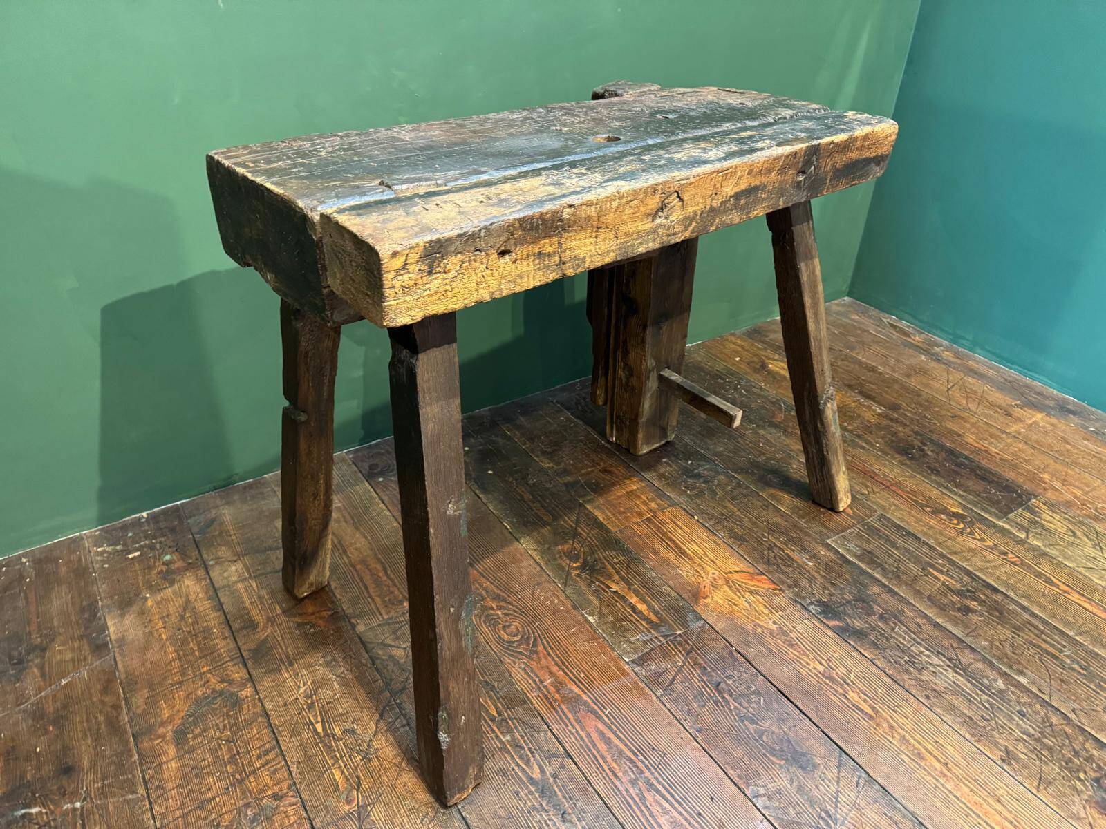 Old small workbench