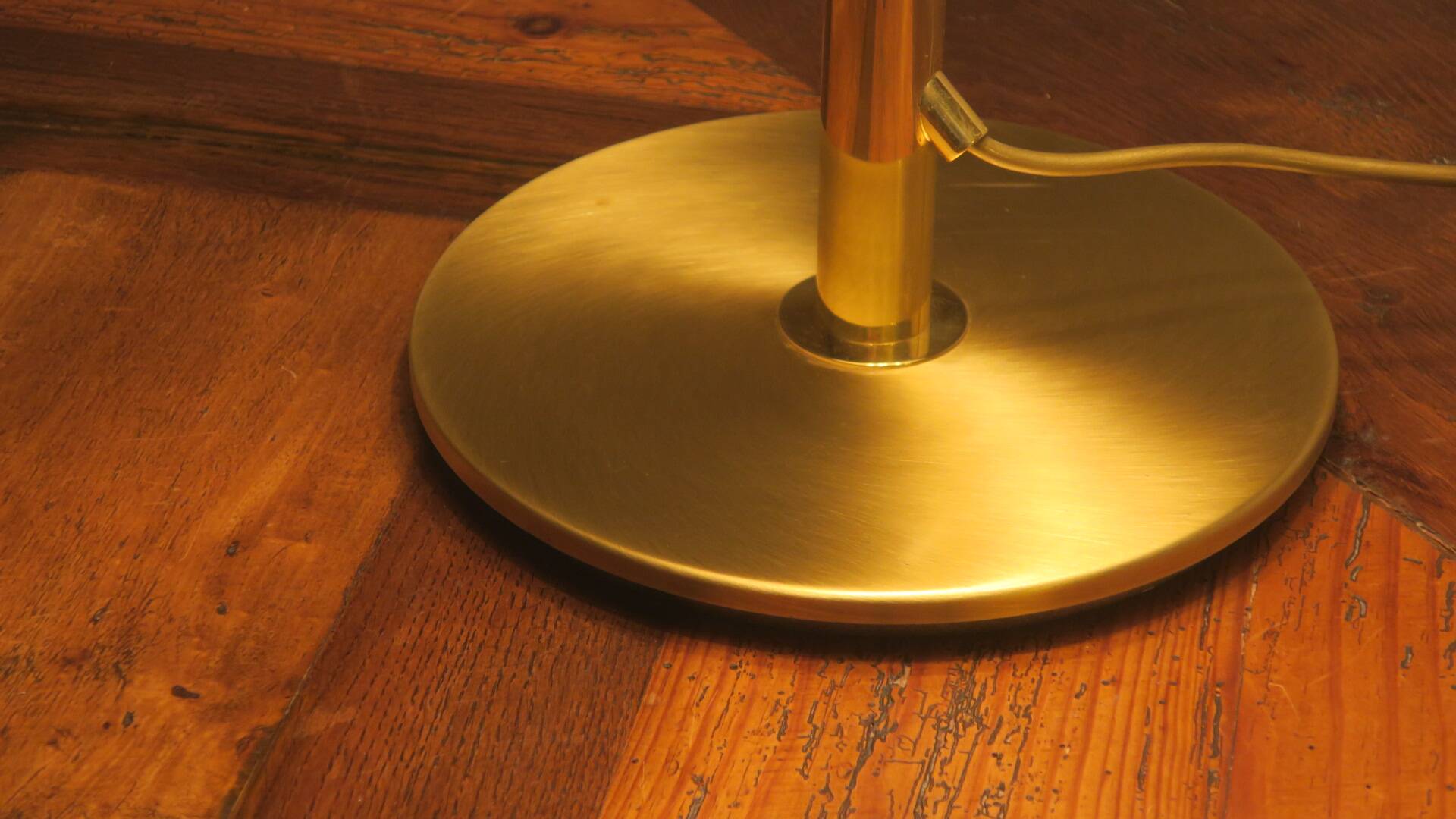 Relux Milano multi-adjustable brass table lamp, Italy 1970s