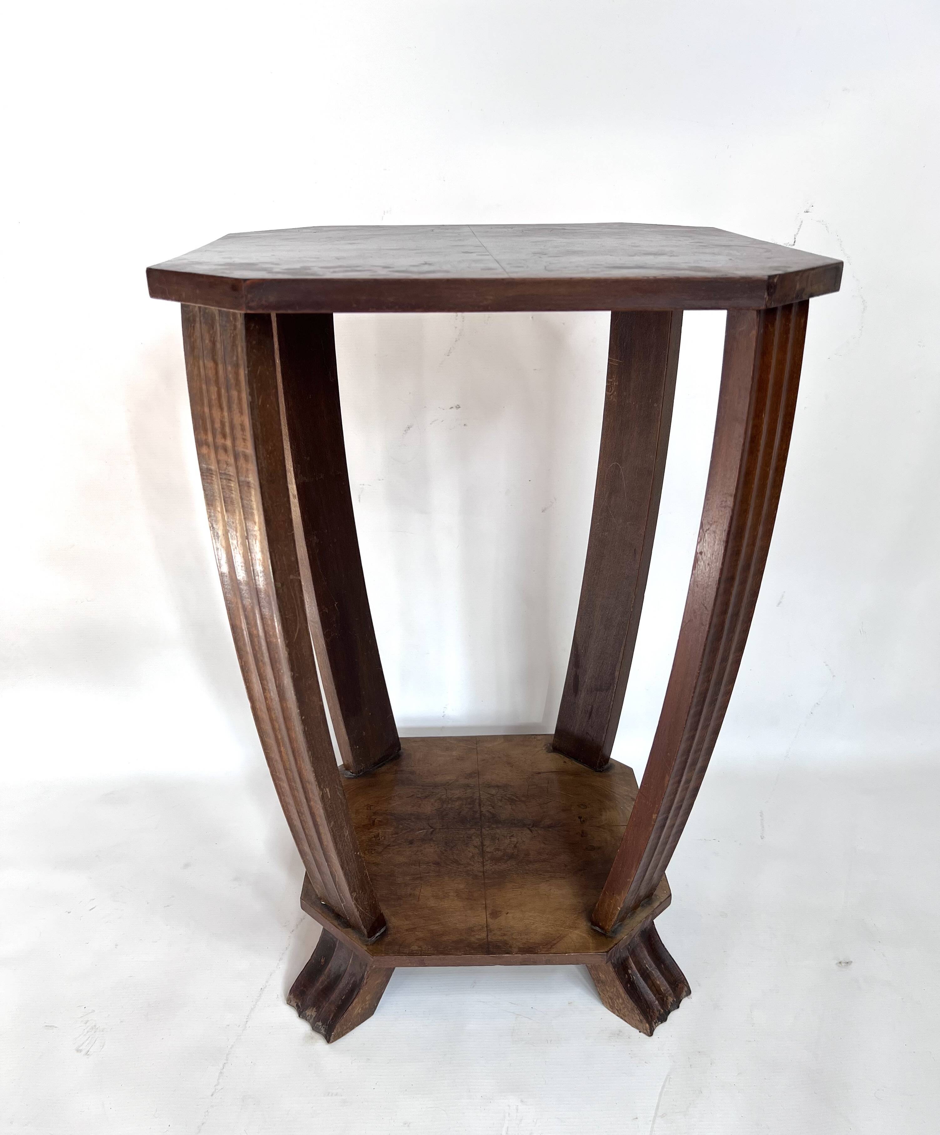 Art Deco side table in wood – sculptural base