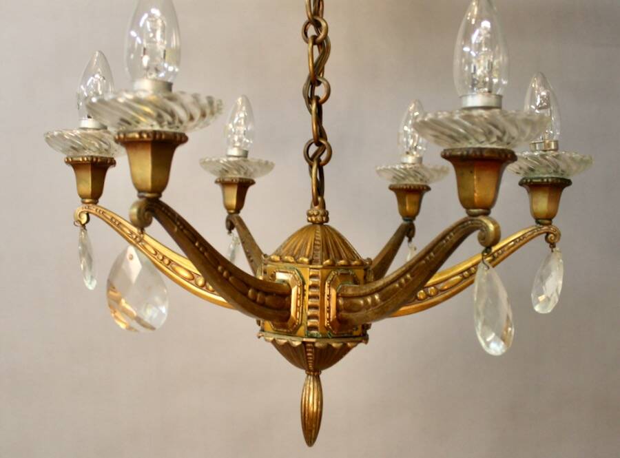 Bronze chandelier with 6 light arms