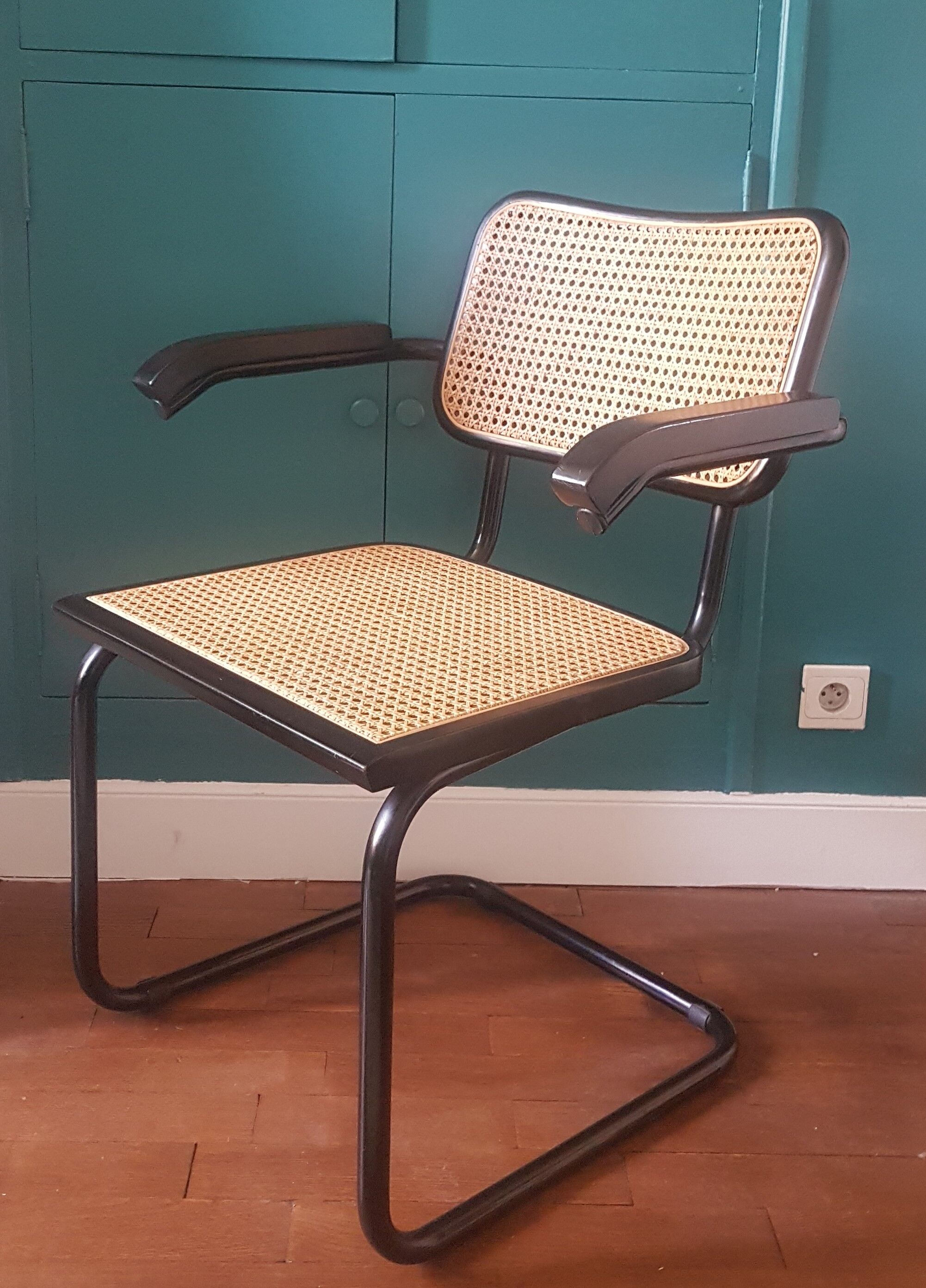 Fauteuil Cesca B64 noir par Marcel Breuer