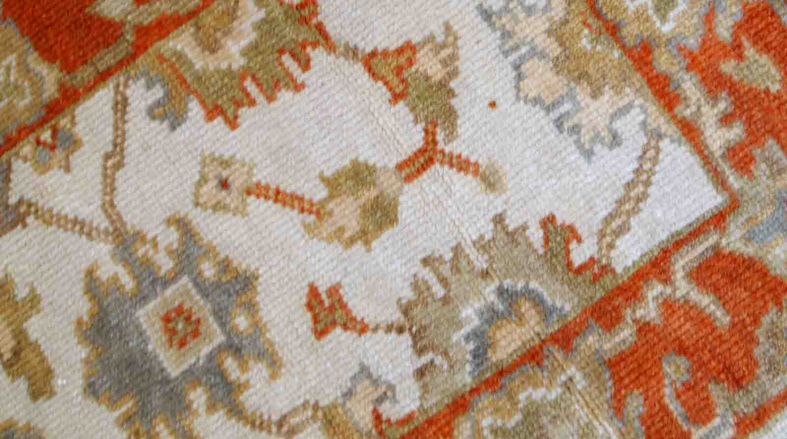 Vintage Indian Mahal handmade carpet 64cm x 97cm 1980s