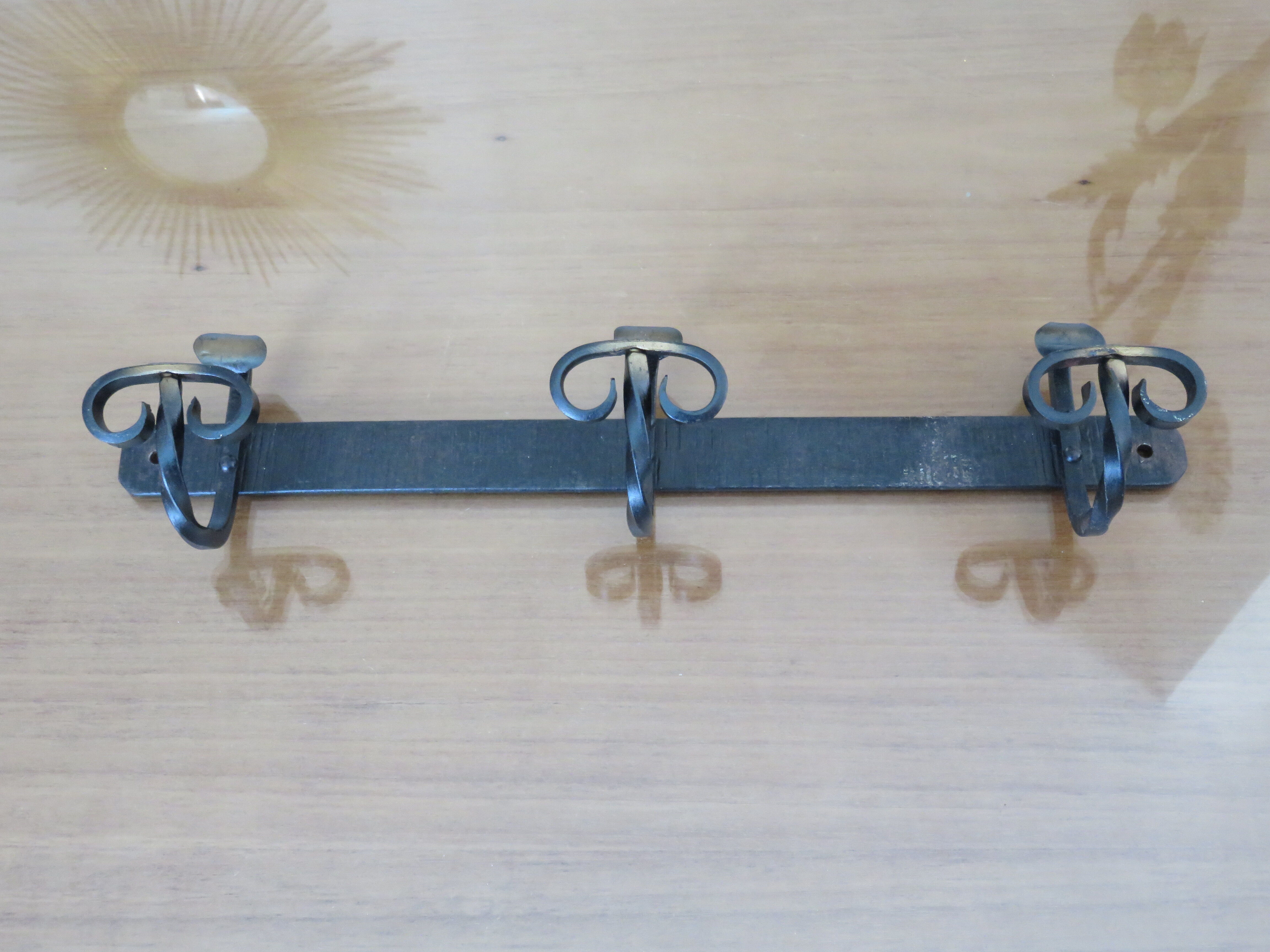 Wall coat rack 3 hooks in hammered wrought iron years 50 60
