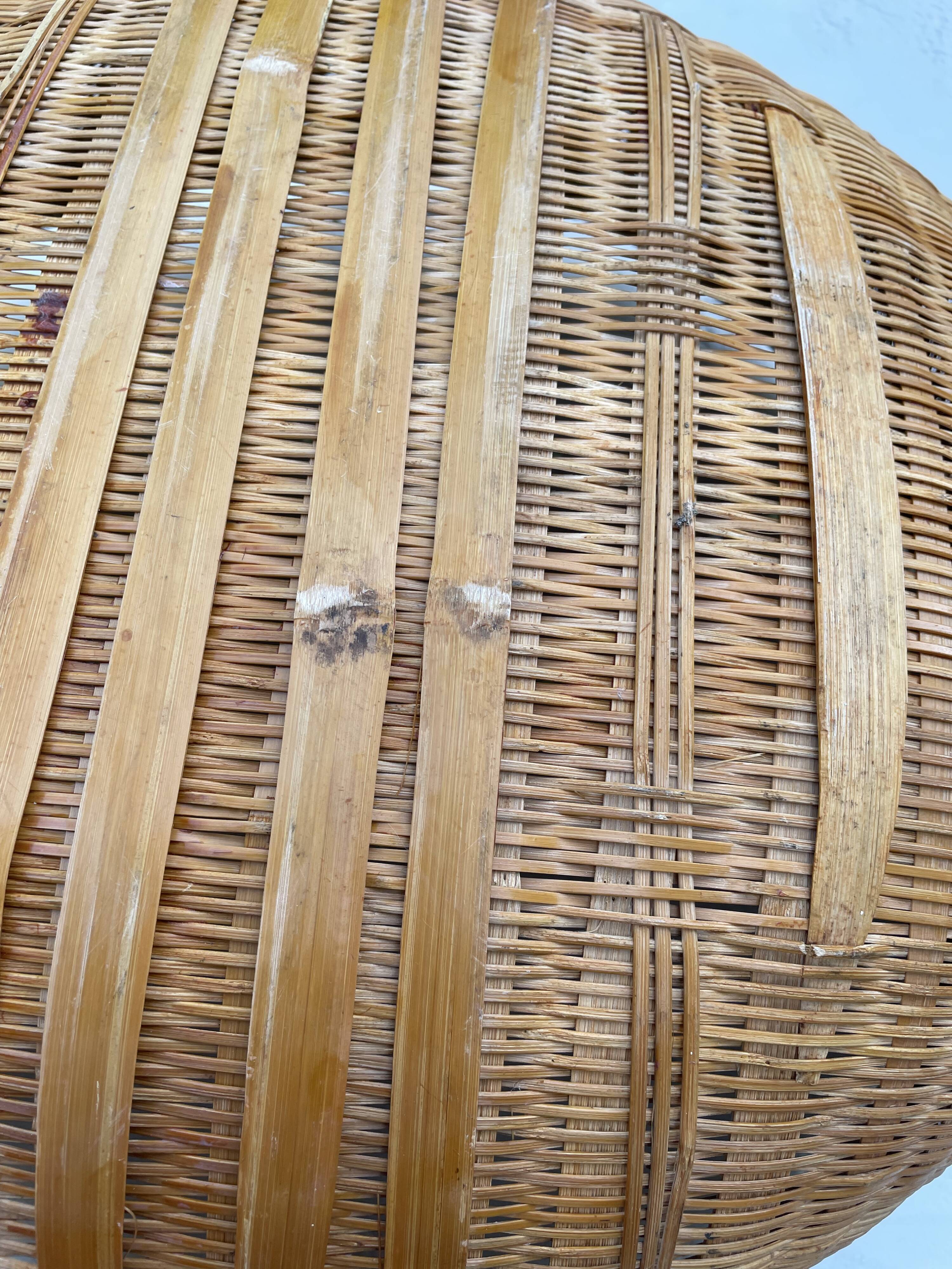 Round Basket made of Asian bamboo