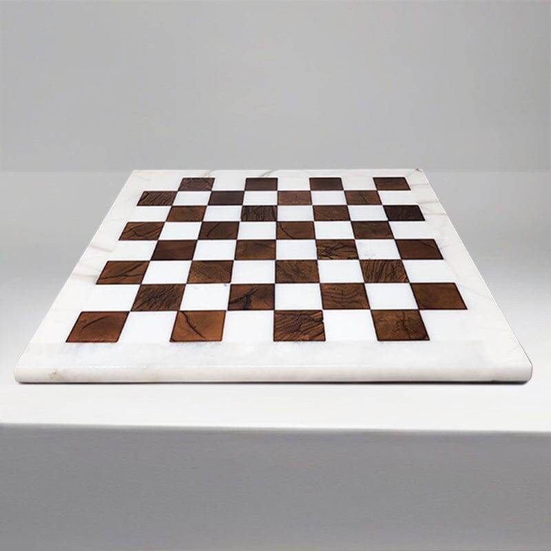 1970s Gorgeous Brown and White Chess Set in Volterra Alabaster Handmade. Ma