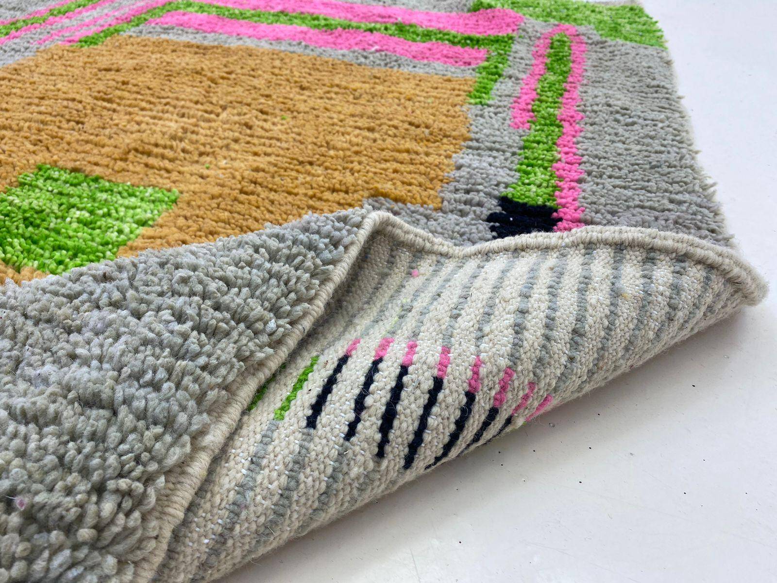 Traditional Berber rug in natural wool 3x2 m