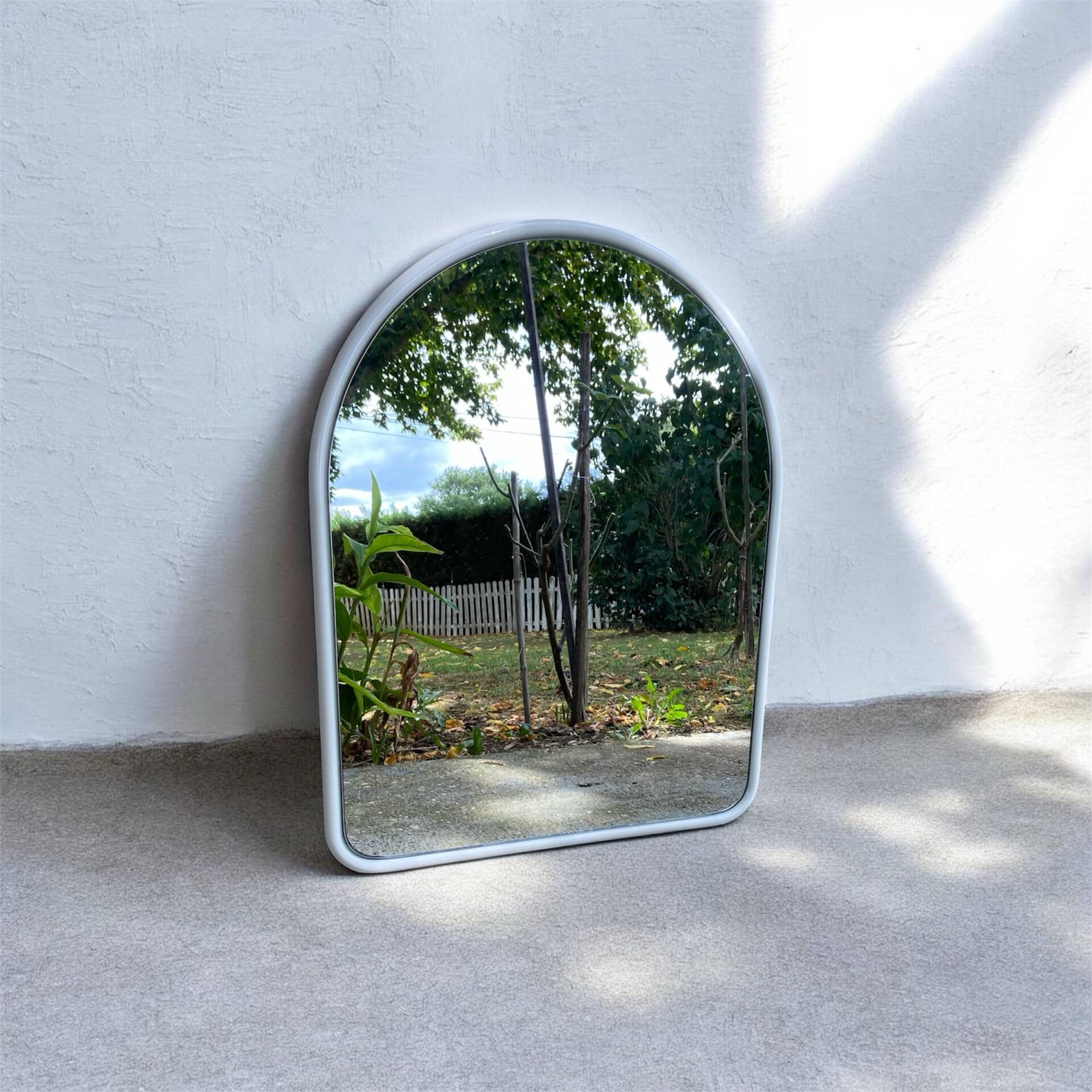 Vintage Space Age mirror / 70s rounded white tubular frame — 71 x 55