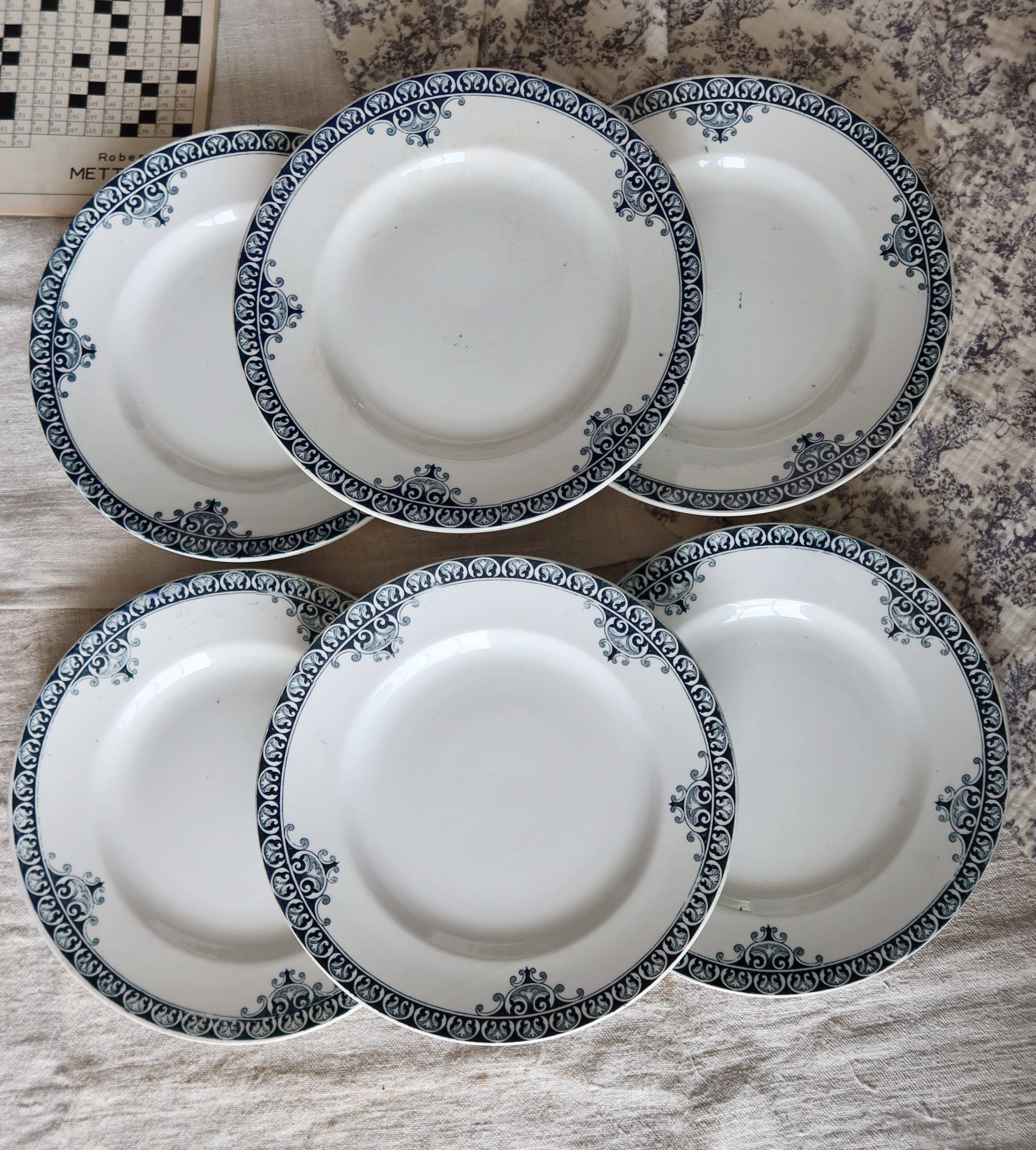 6 vintage ironstone flat plates – Adrianople series