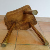 Tabouret ancien tripode