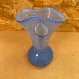 Ancien Vase Verre Soufflé Bleu Moucheté Blanc Col Corolle Vintage