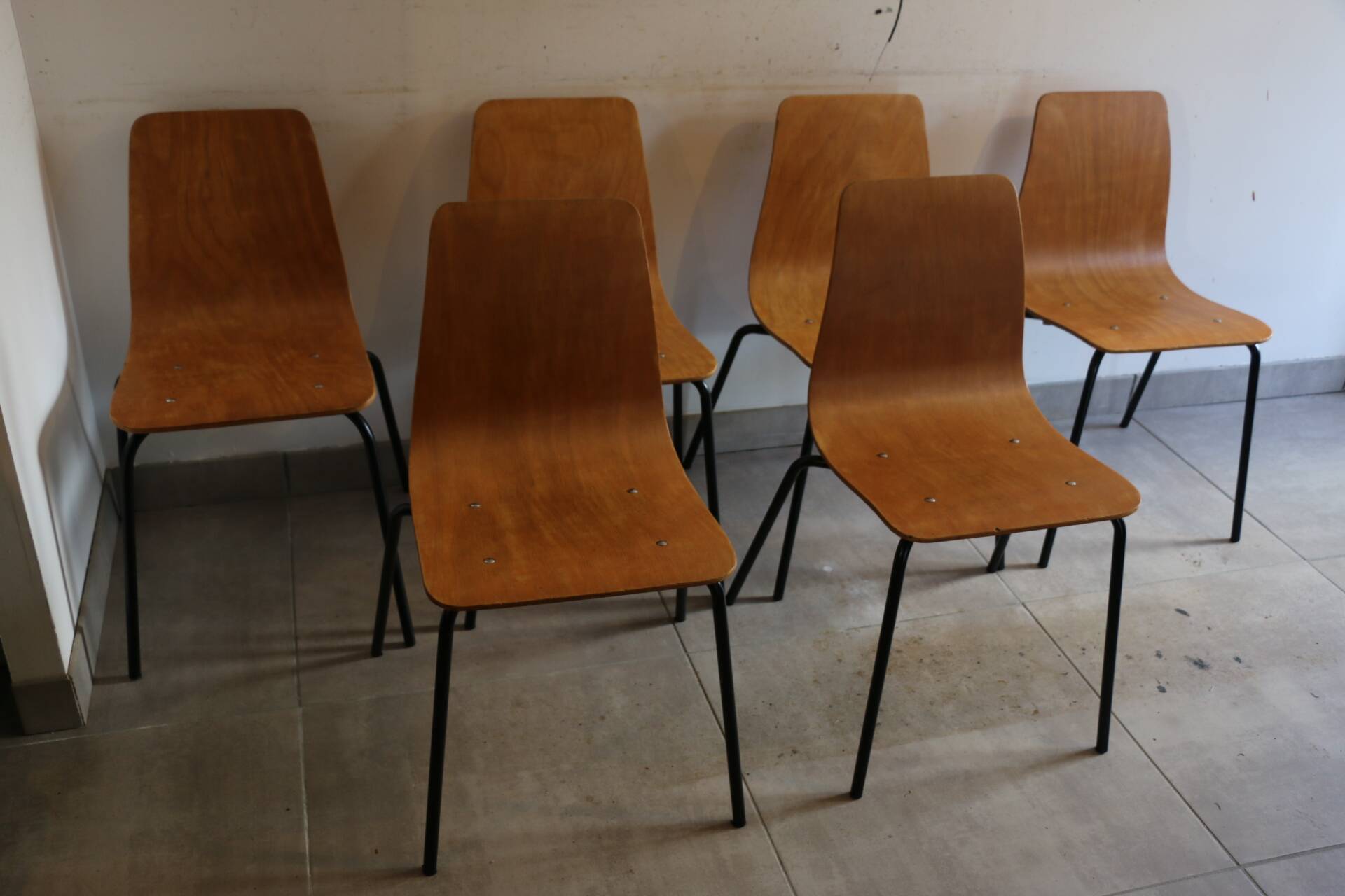 6 stone guariche papyrus chairs